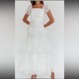 Elegant White Tiered Dress